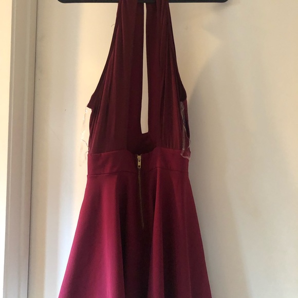 Burgundy keyhole skater dress. - Picture 2 of 2